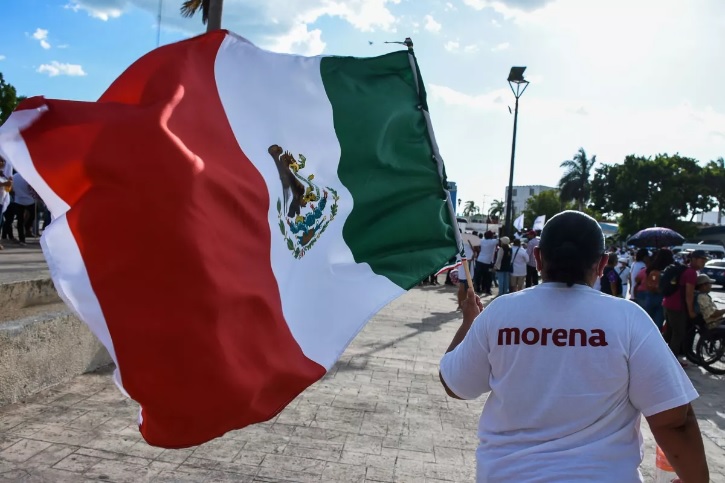 Morena presenta iniciativa contra el PRI para prohibir uso de colores de la  bandera en logotipo - Sociedad 