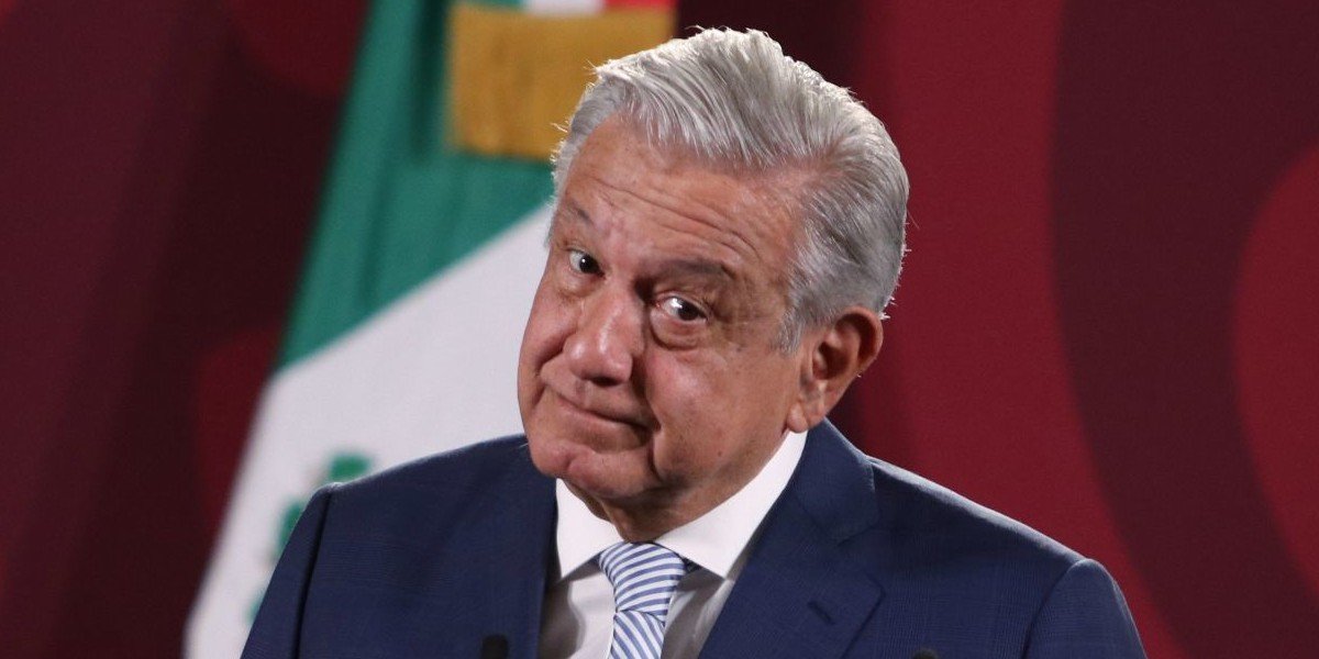 AMLO presumió su encuentro con José Urquidy y auguró campeonato de Houston  Astros - Infobae