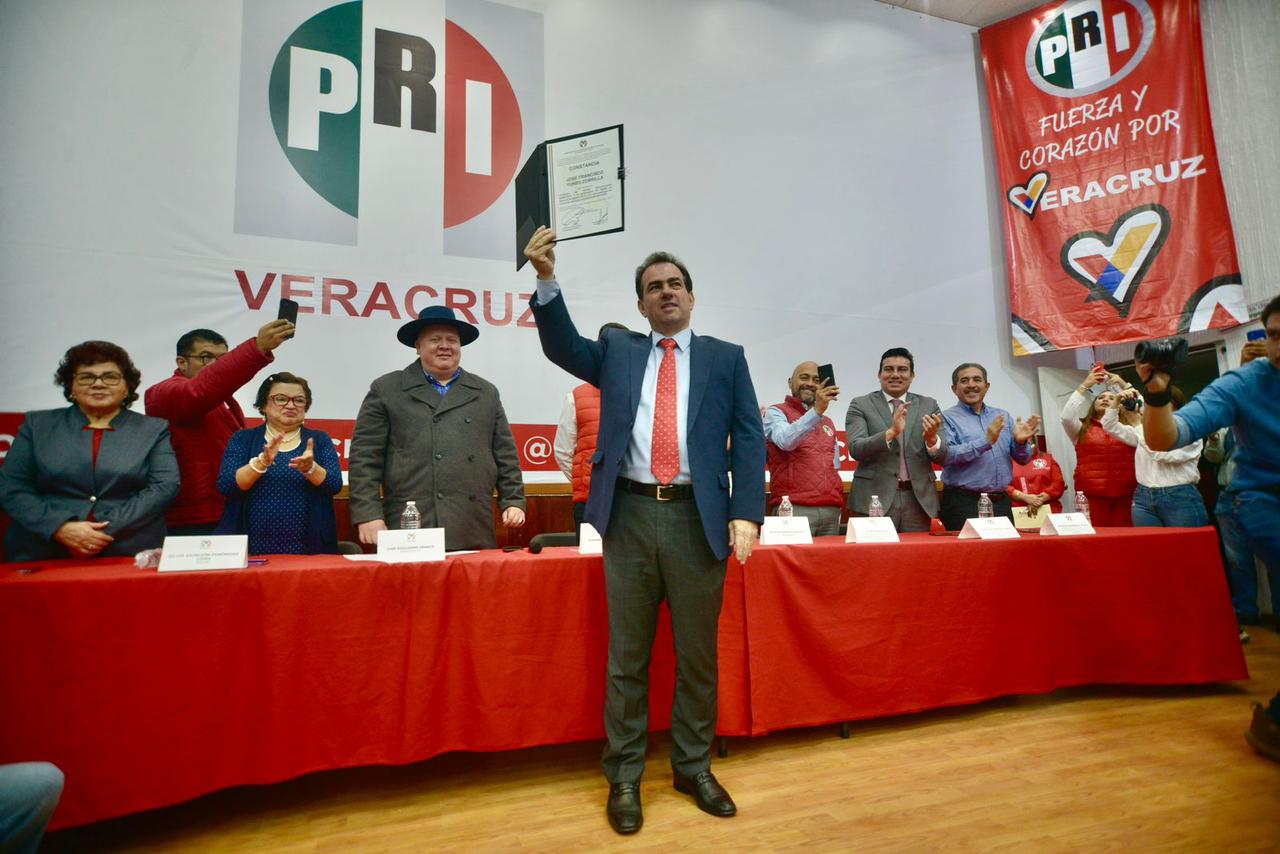 Pepe Yunes Recibe La Constancia Como Candidato Del Pri A La Gubernatura De Veracruz Sociedad 30 0800