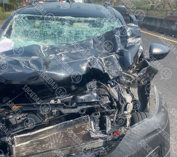 Accidente vial en carretera Xalapa-Veracruz deja un conductor lesionado