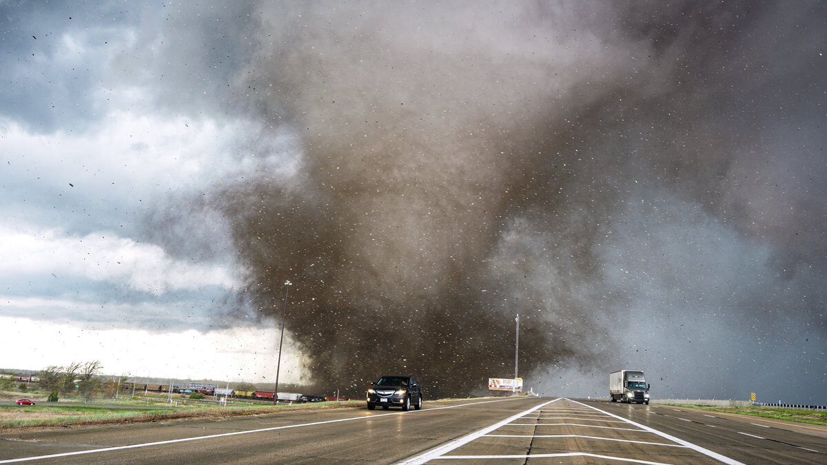 Tornados azotan Nebraska: daños y lesiones reportadas